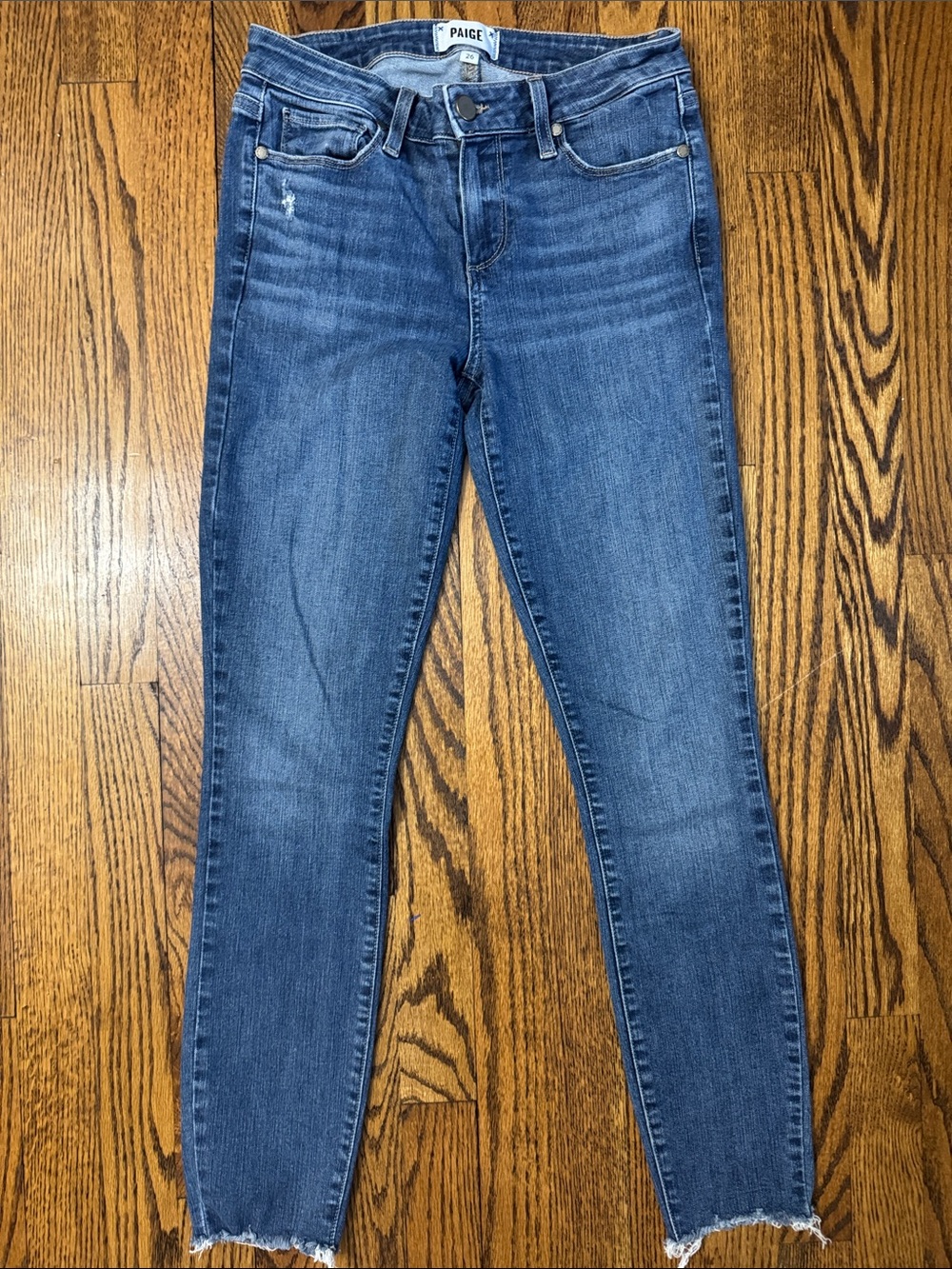 PAIGE Verdugo Ankle Skinny Jeans Size 26 Raw Hem Stretch Denim